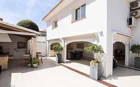 Villa Paquita By Clabao